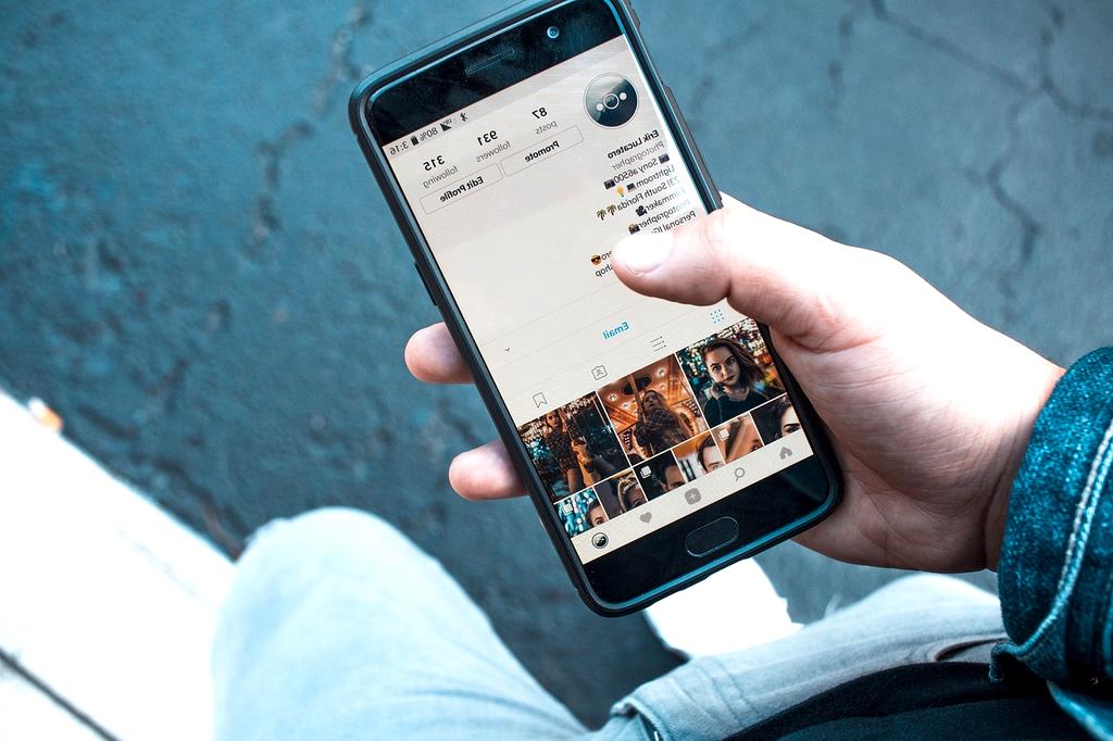 Digital network of modern communication