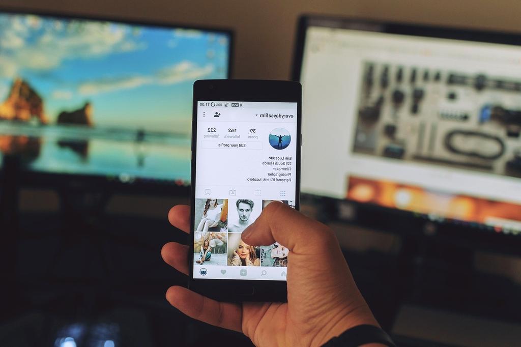 User Sync Interface visualization